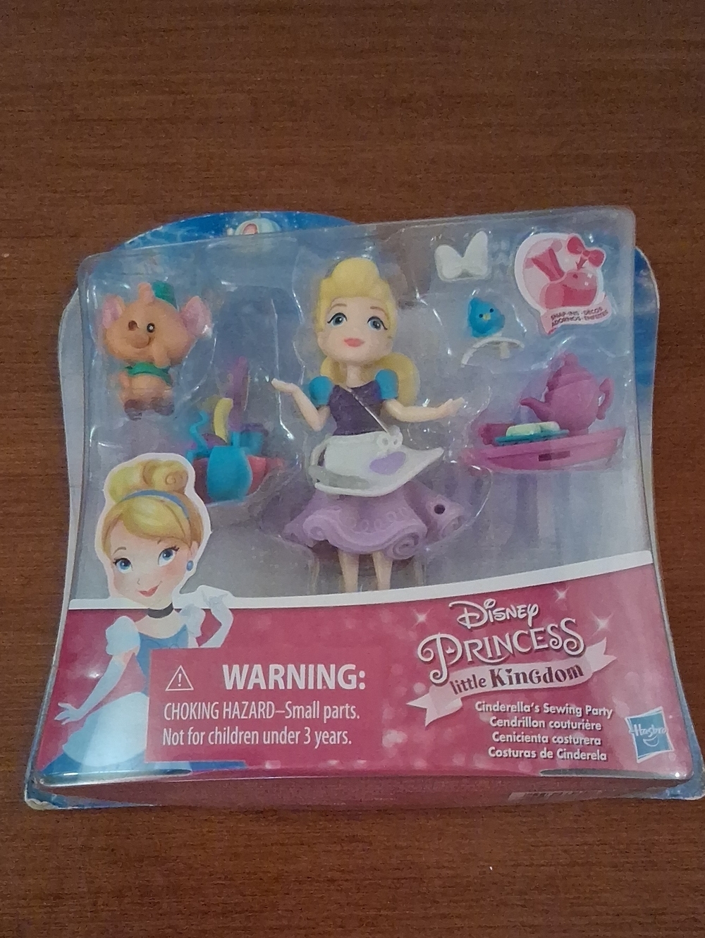 New Disney Princess little Kingdom Snap-Ins Cinderella's Sewing Party by Hasbro